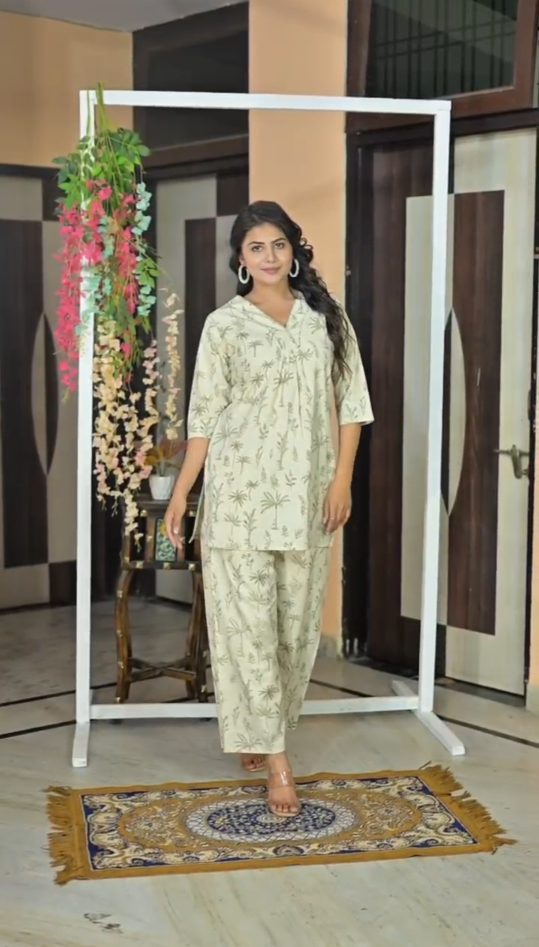 Palm Printed Co-ord Set – Floral Top with Pants