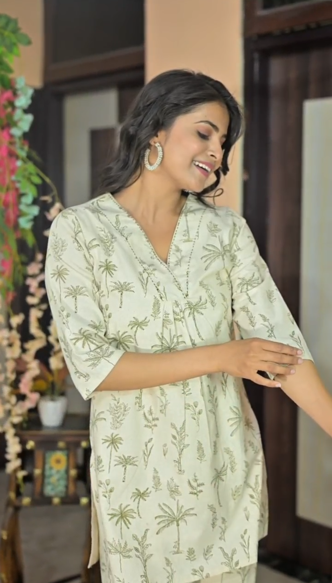 Palm Printed Co-ord Set – Floral Top with Pants