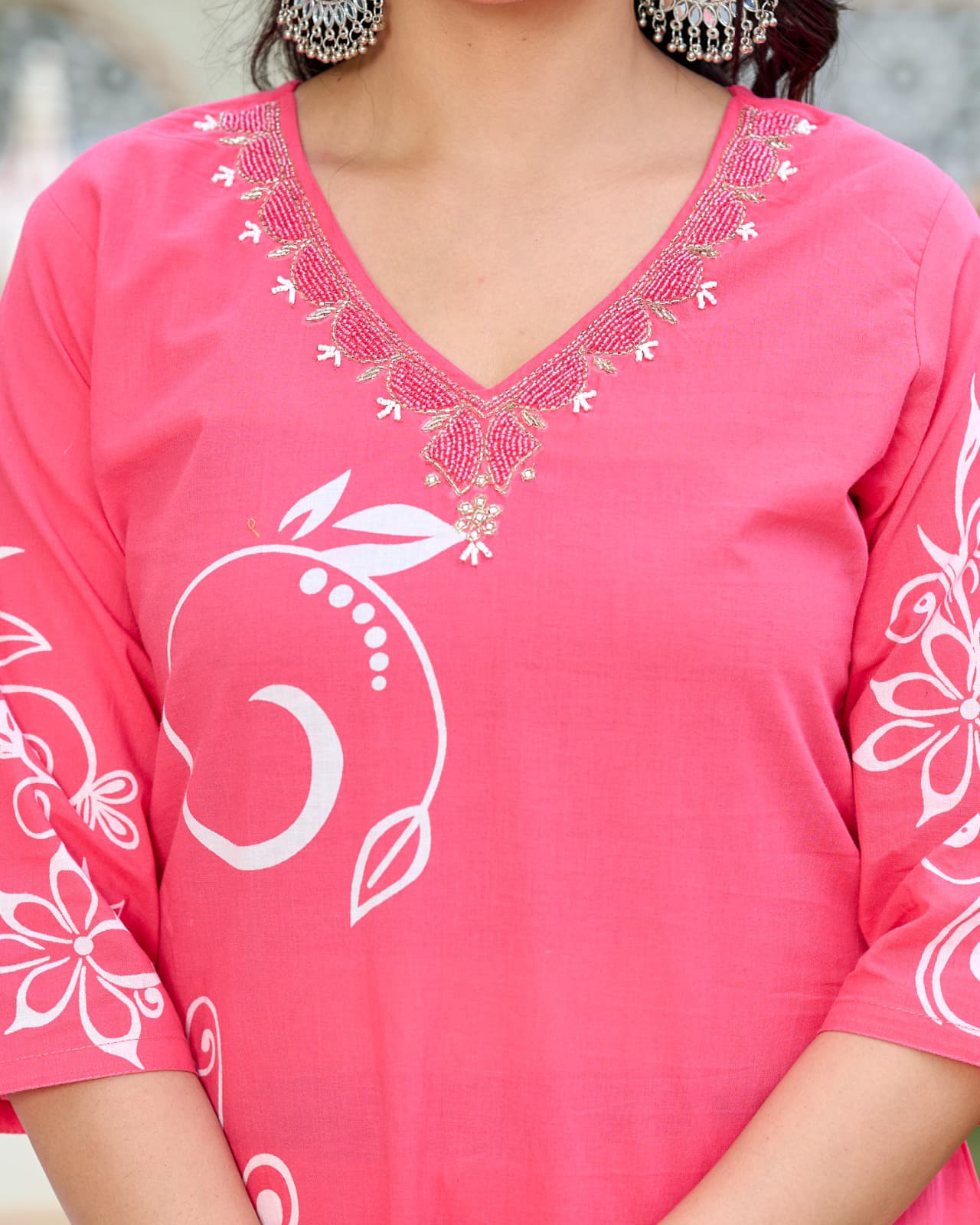 Elegant Pink Kurta Dupatta Set – Floral Print & Beads